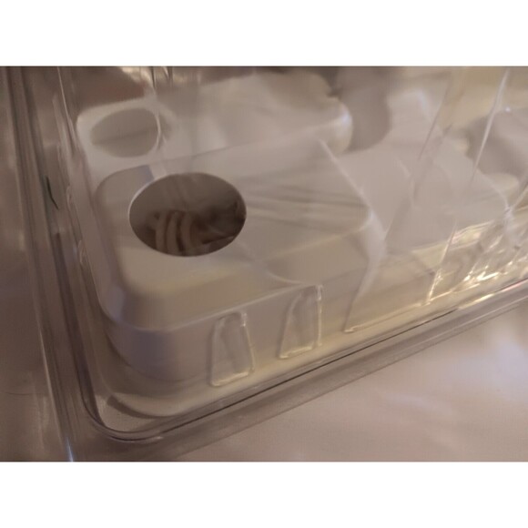 Philips Lifeline Wireless communicator And Personal Help Service Equipment 7000C - Picture 7 of 10